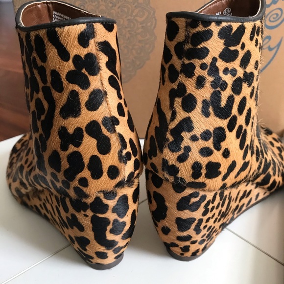 NAUGHTY MONKEY Leopard Wedge shoes - Picture 13 of 16